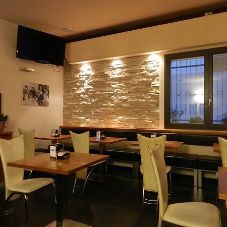 Locanda Trattoria Caffe Cavour Cittadella Eksteriør billede