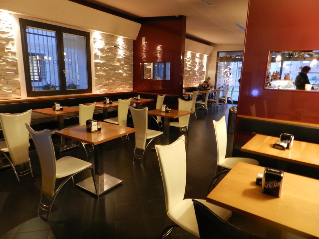 Locanda Trattoria Caffe Cavour Cittadella Eksteriør billede